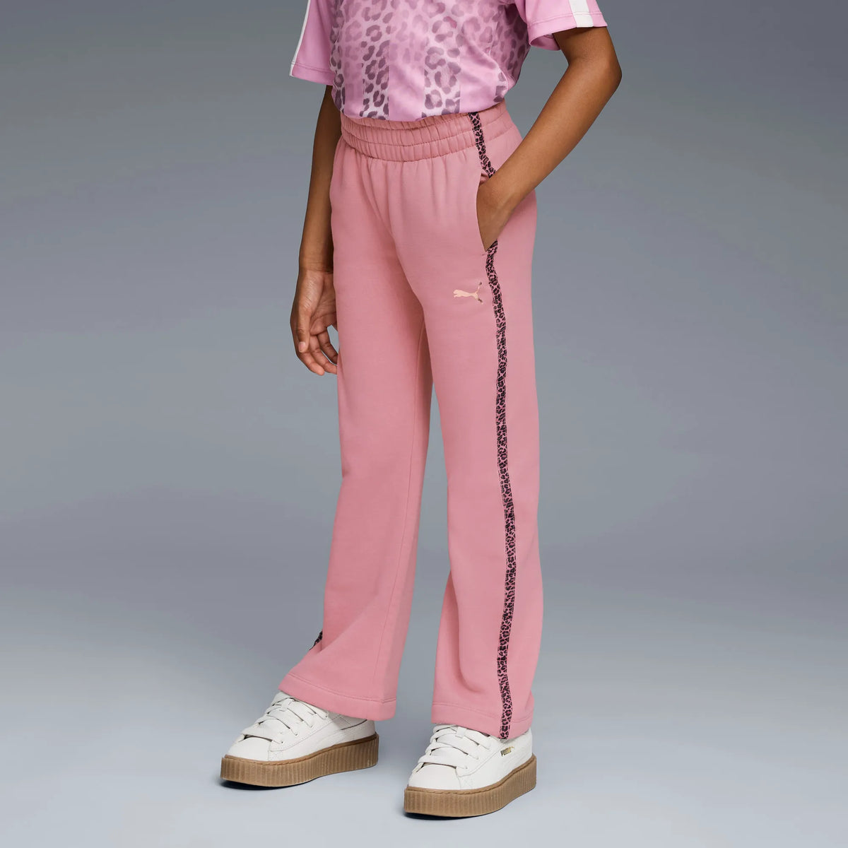 POISED PINK