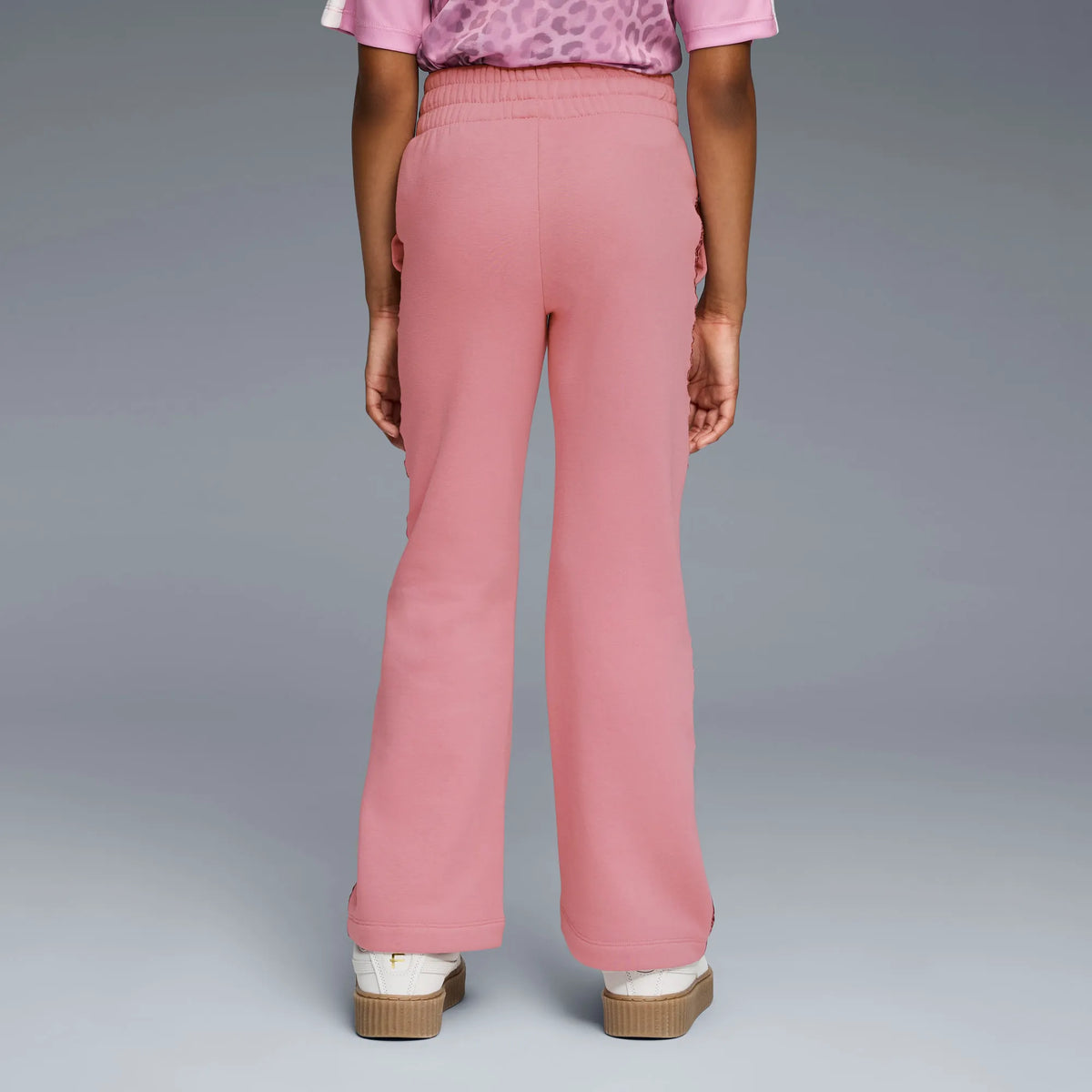 POISED PINK