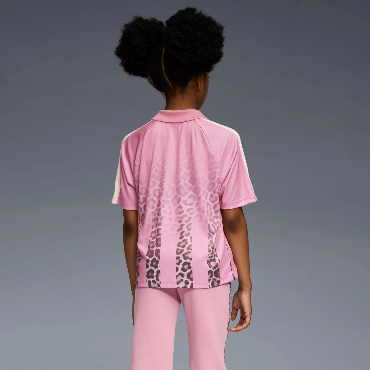 POISED PINK