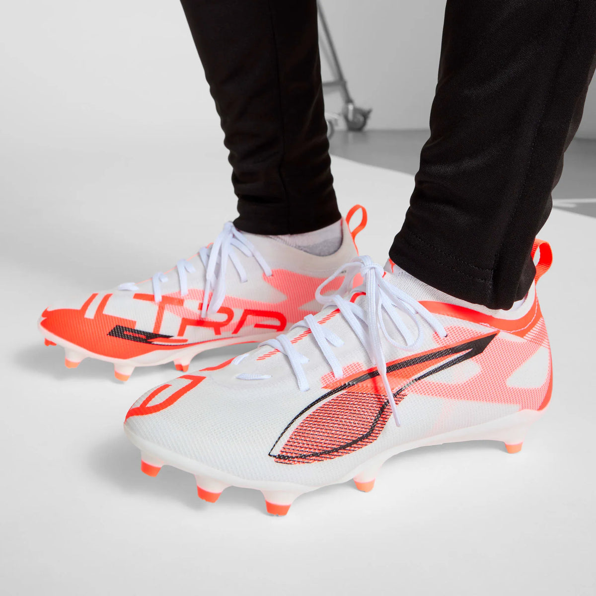 PUMA White-PUMA Black-Glowing Red