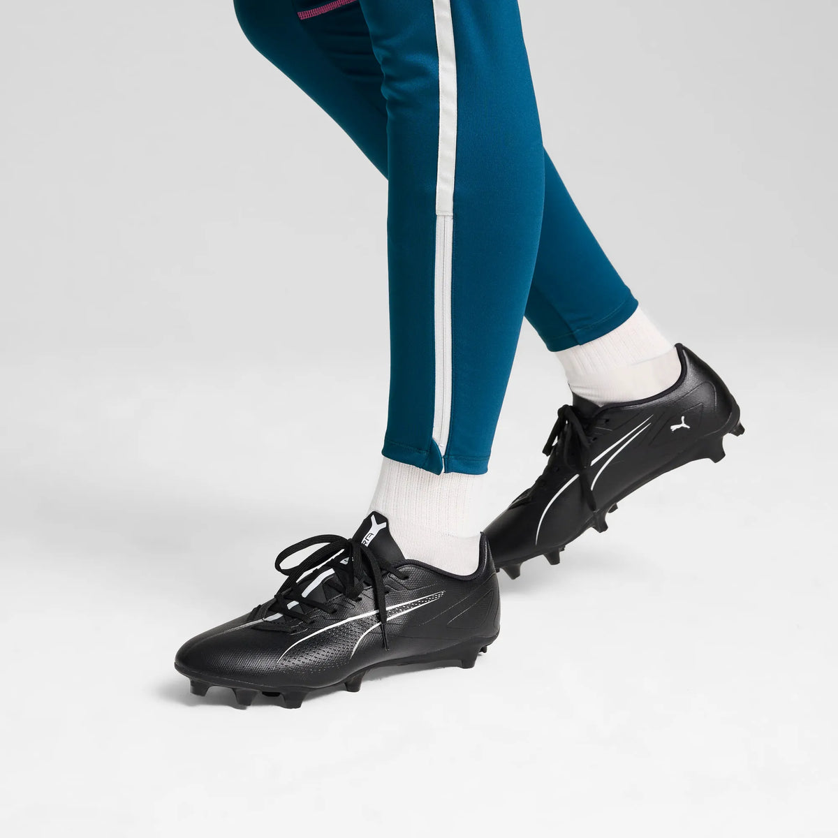 PUMA Black-PUMA White