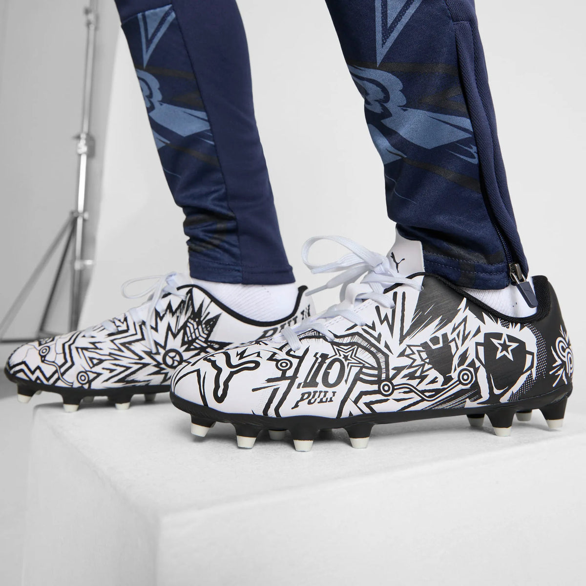 PUMA White-PUMA Black