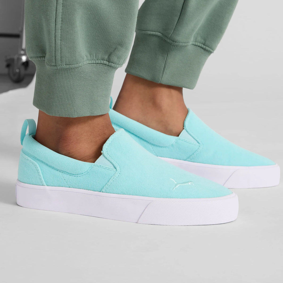 Safe Lake-PUMA White