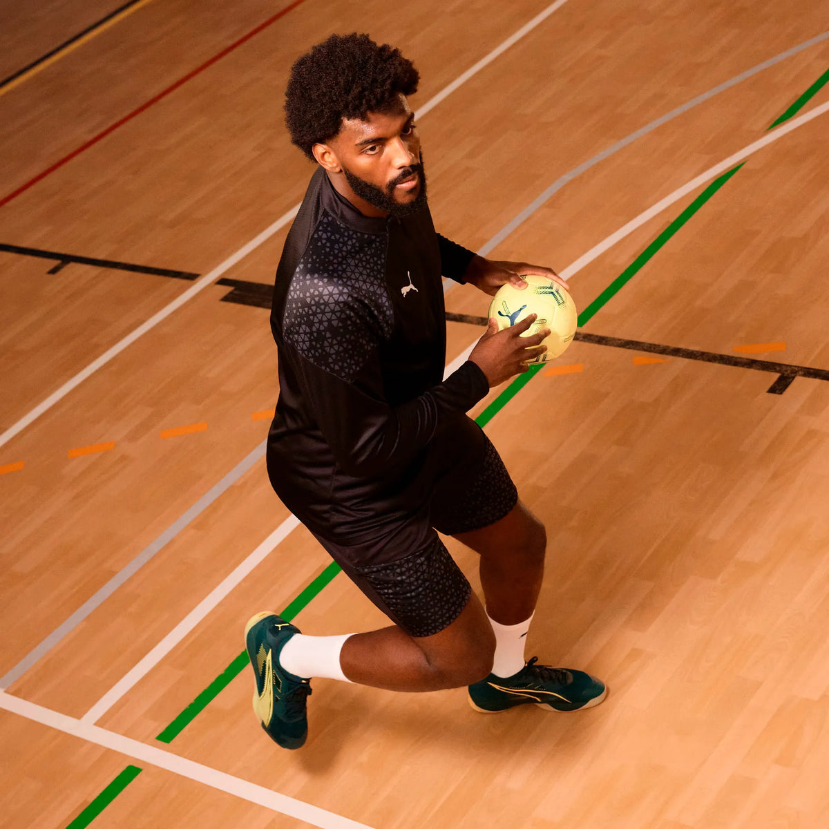 Green Terrain-Fizzy Light-PUMA White-PUMA Silver