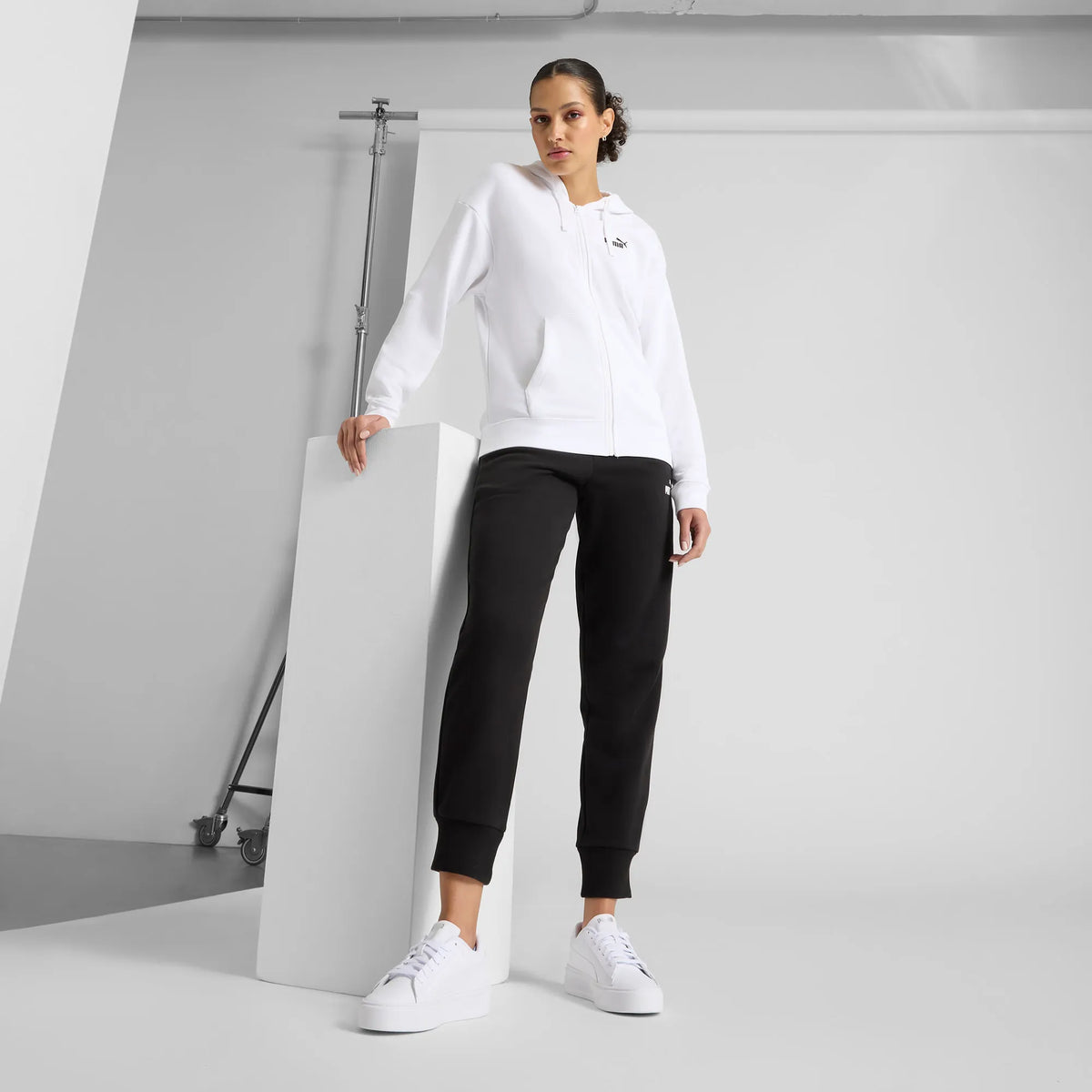 PUMA White