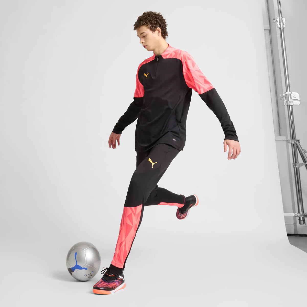 PUMA Black-PUMA White-Glowing Red