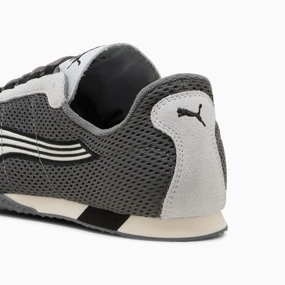 Cool Dark Gray-Silver Mist