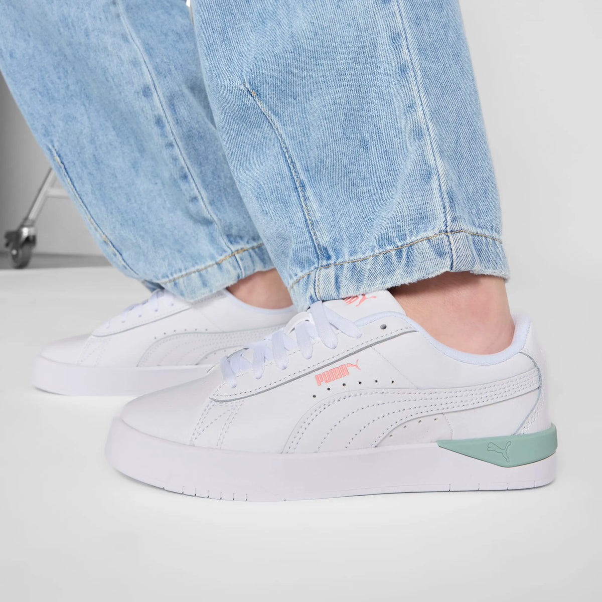 PUMA White-Pink Fruit