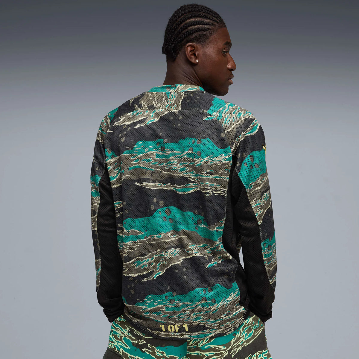 Green Terrain-AOP / Black
