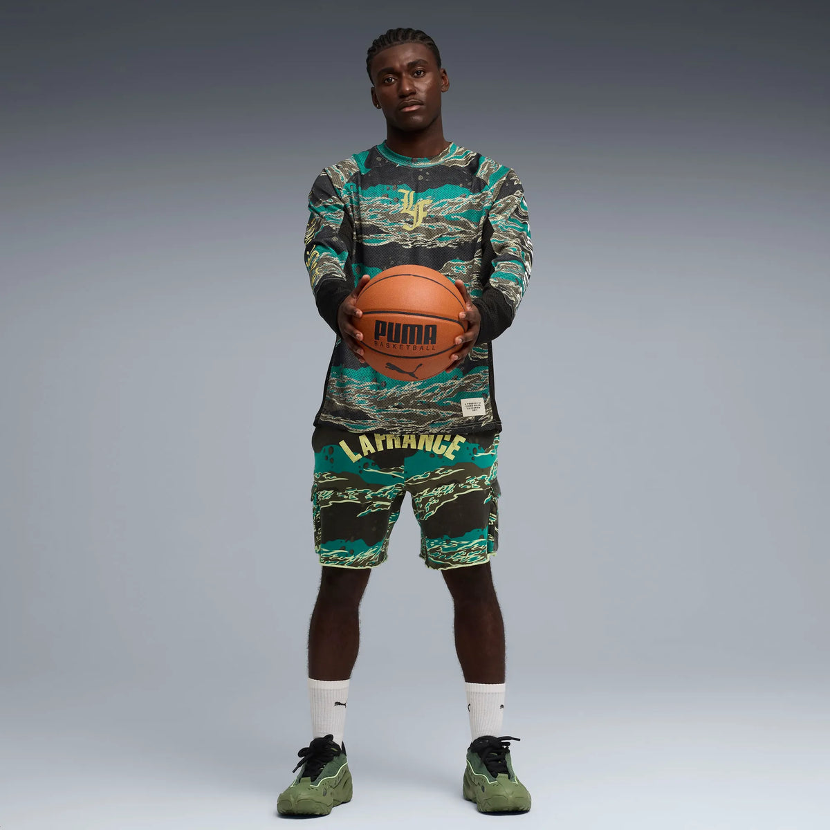 Green Terrain-AOP / Black
