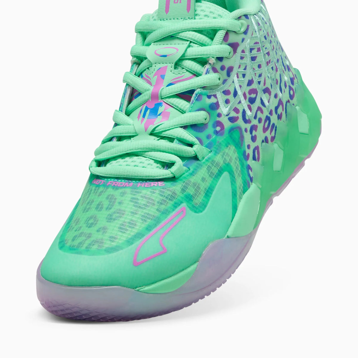 Green Glimmer-Pure Magenta-Hyperlink Blue