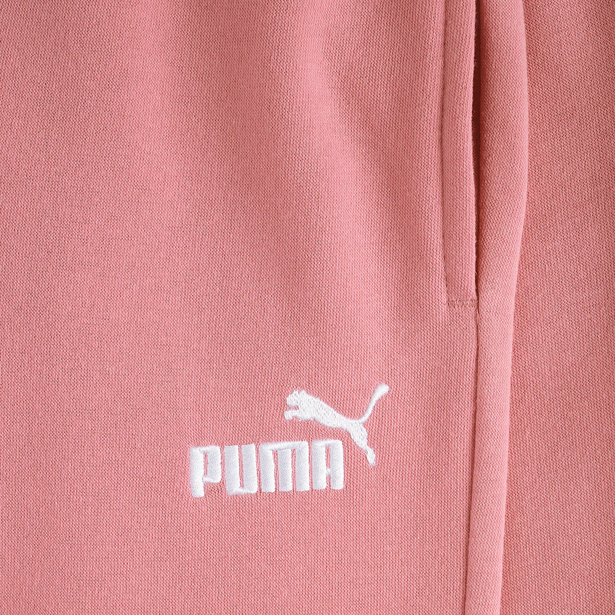 POISED PINK