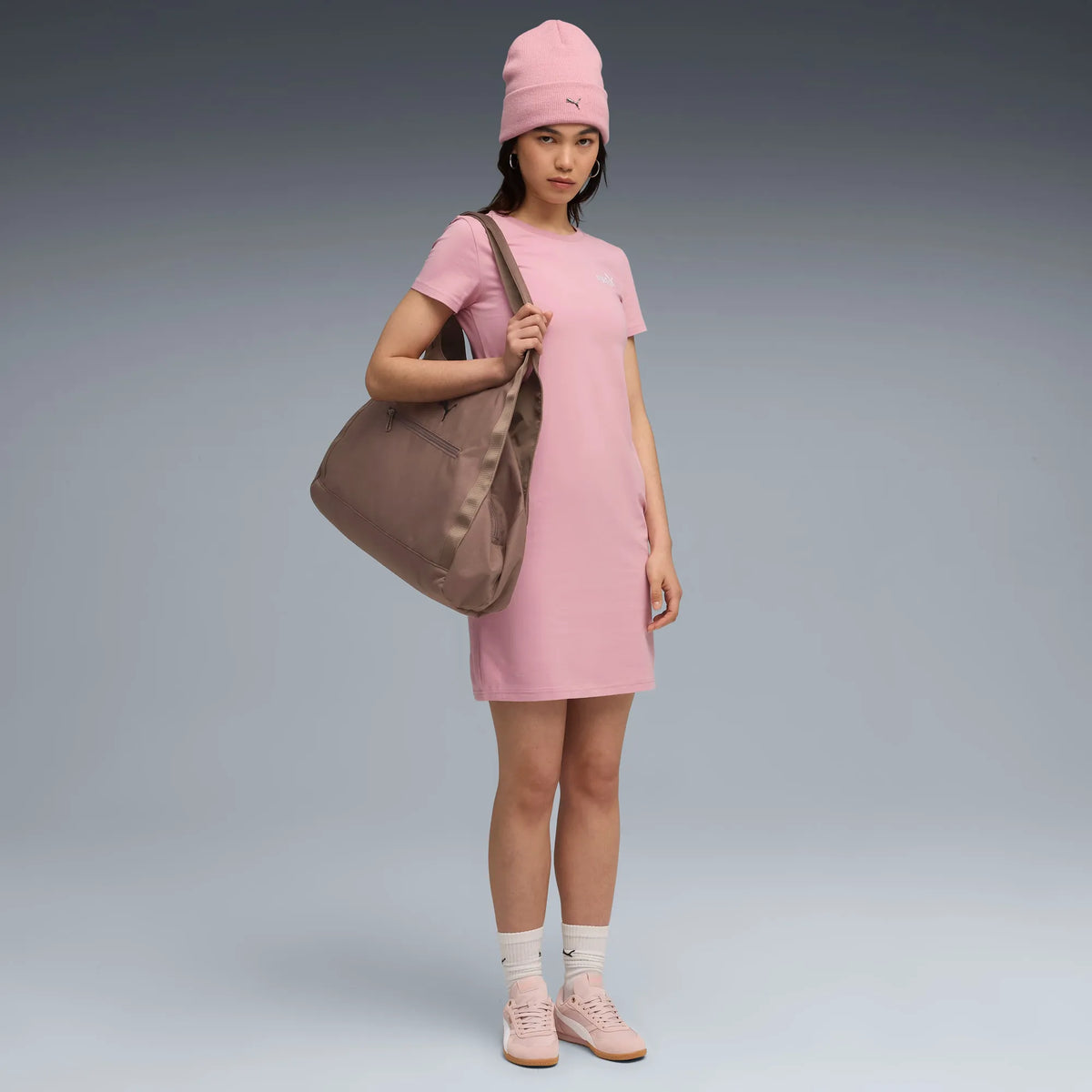 Poised Pink