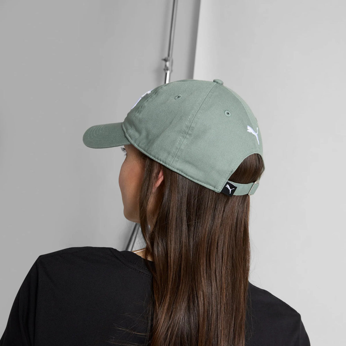 WHITE/GREEN