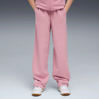 Poised Pink