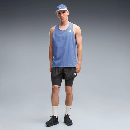 Flat Dark Gray-Vivid Blue