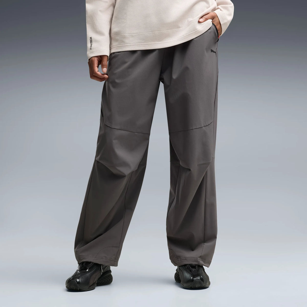 Moody Gray