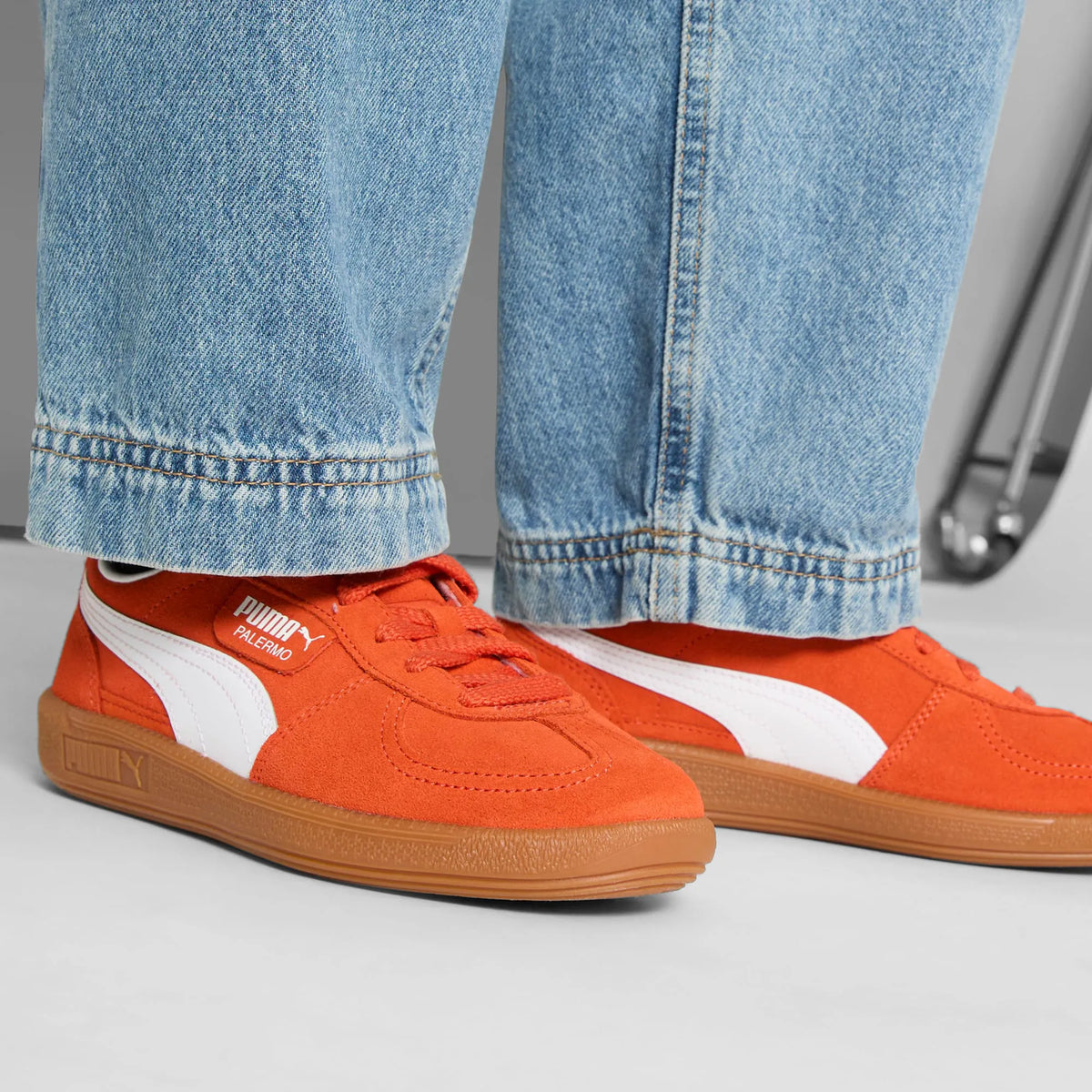 Redmazing-PUMA White