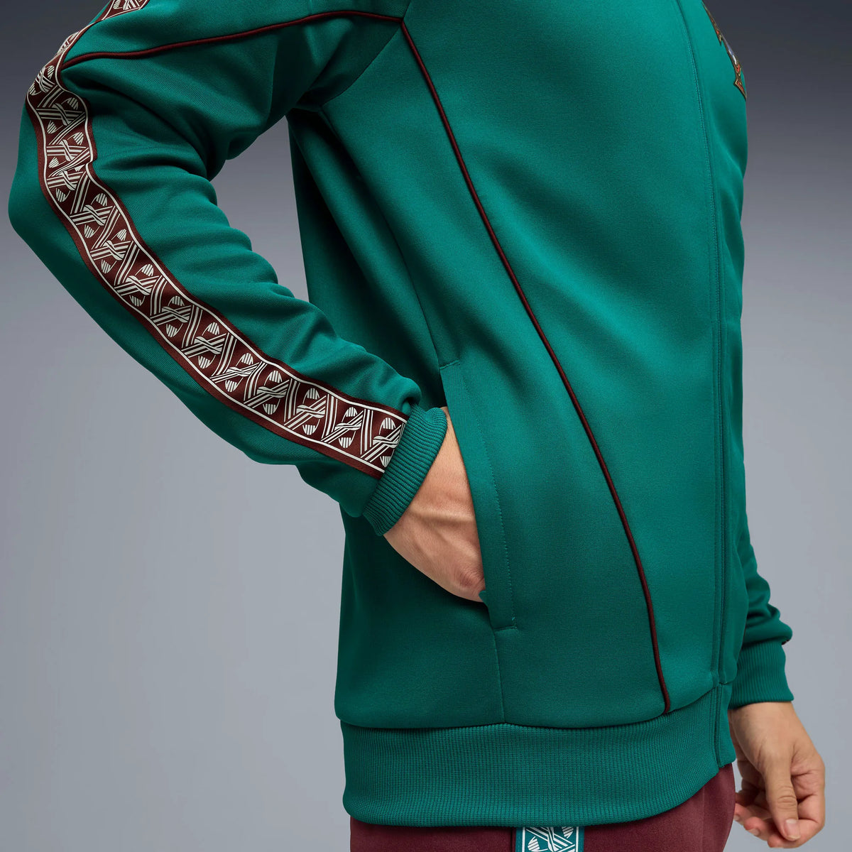 Green Lagoon-Ruby Shimmer