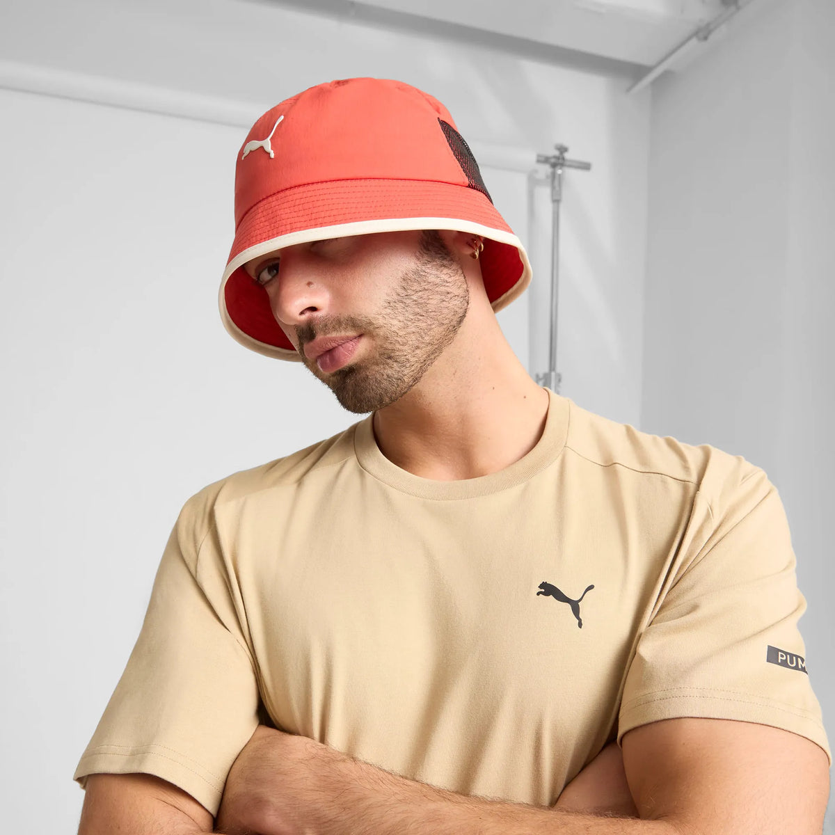 MEDIUM RED