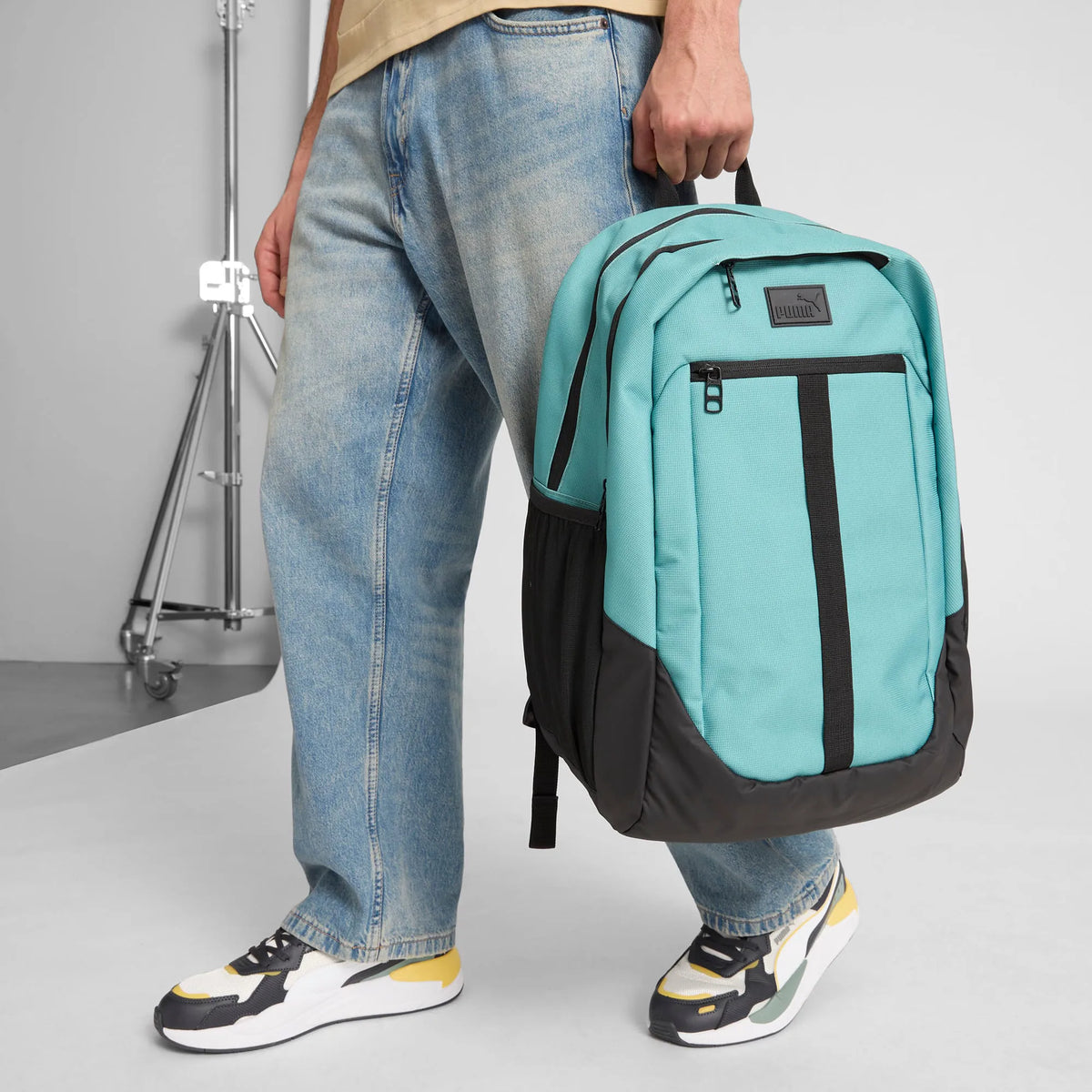 LIGHT PASTEL GREEN
