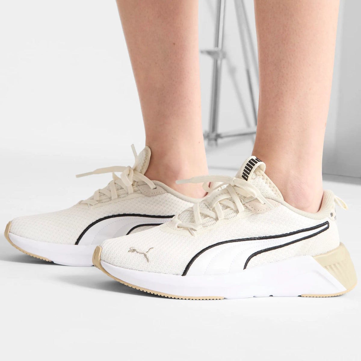 Warm White-Desert Dust