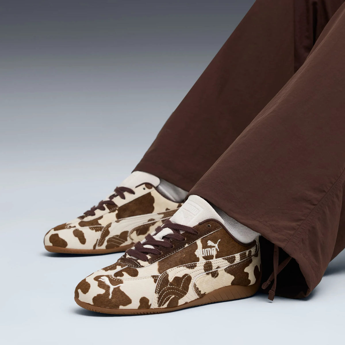 Chocolate Brown-Gum