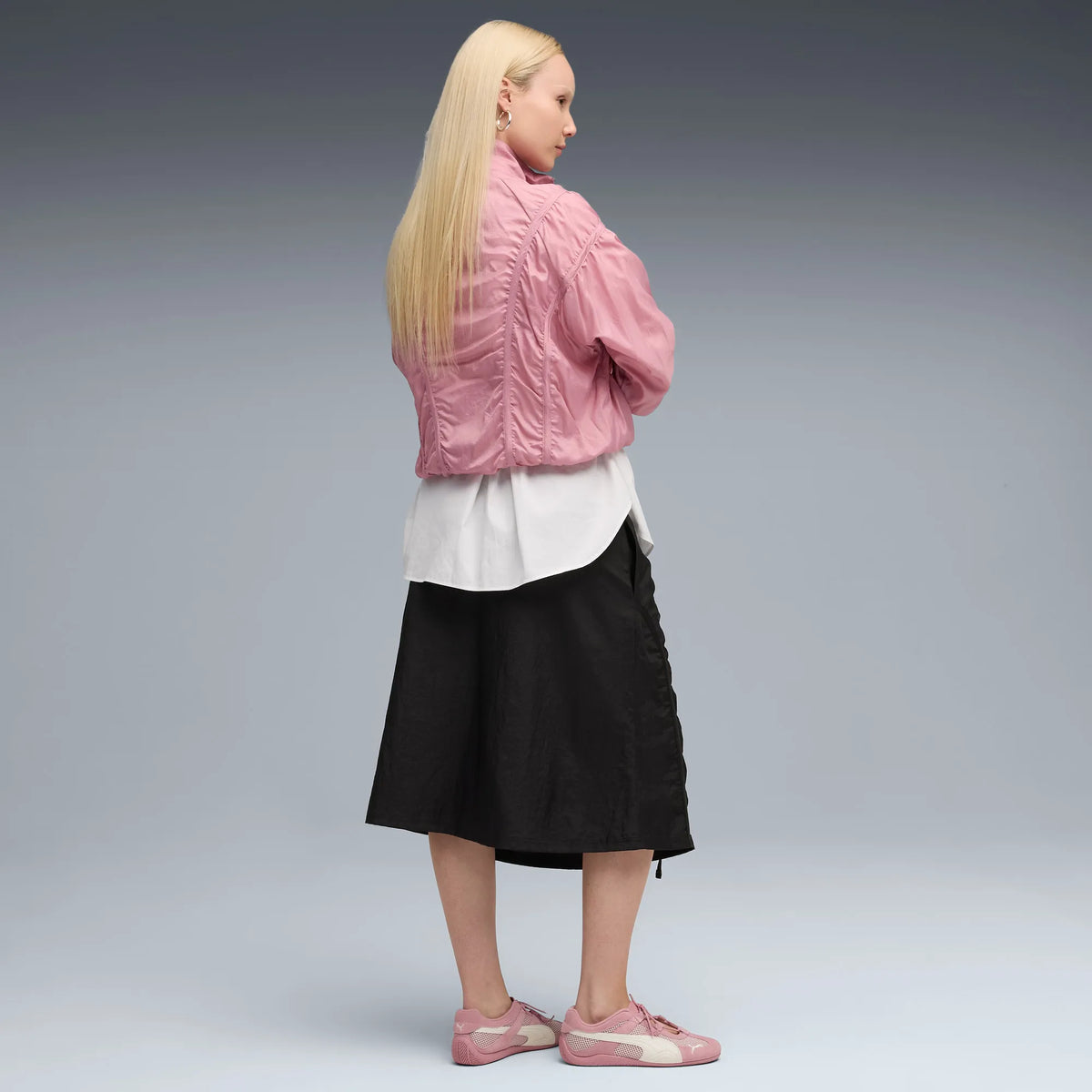 Poised Pink-Warm White