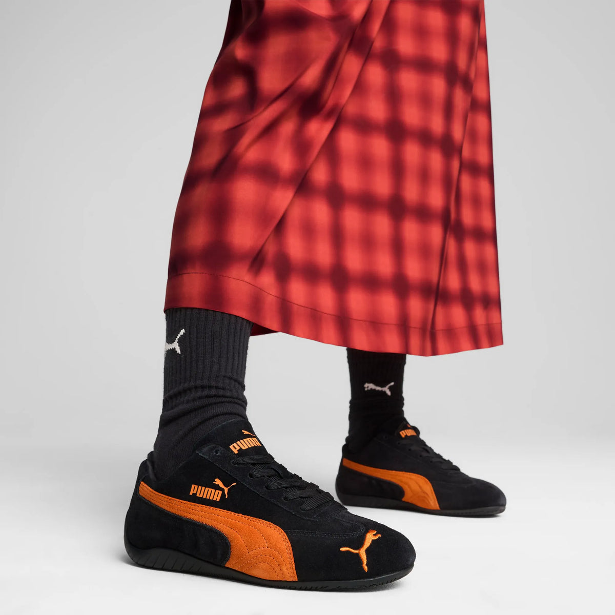 PUMA Black-Rickie Orange