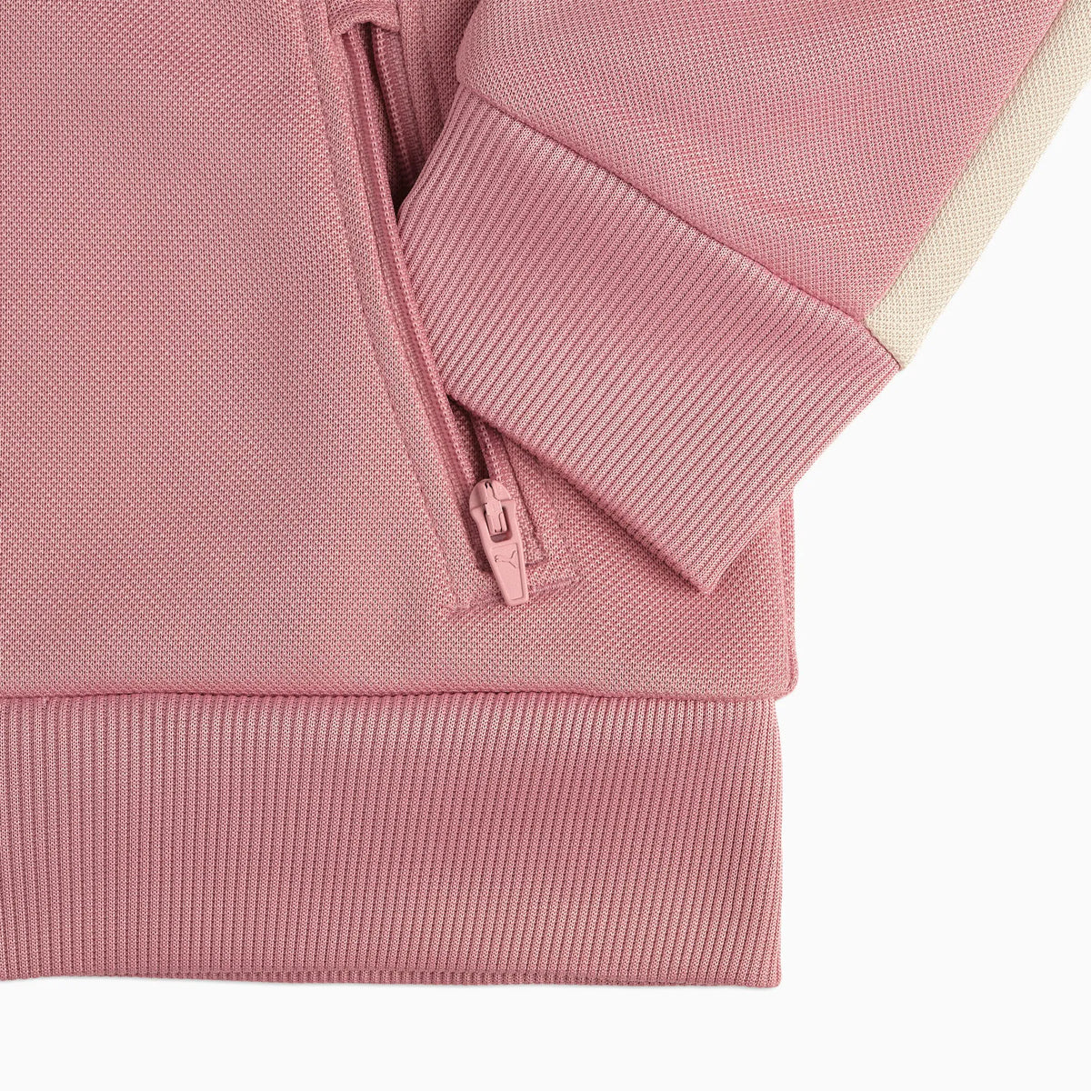 POISED PINK