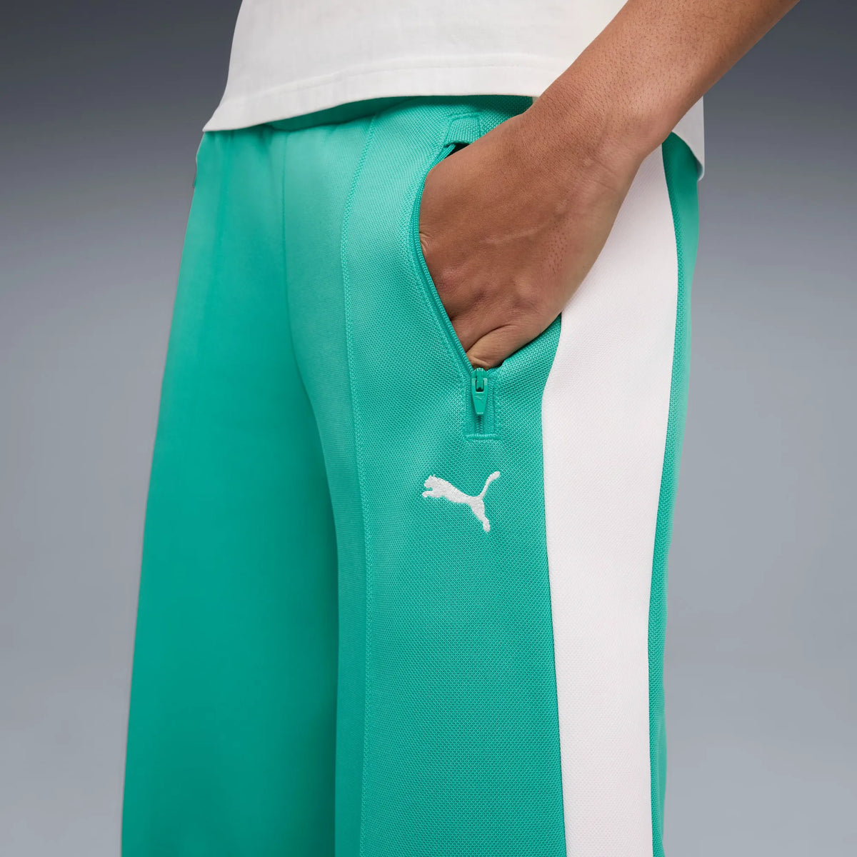 Vibrant Green