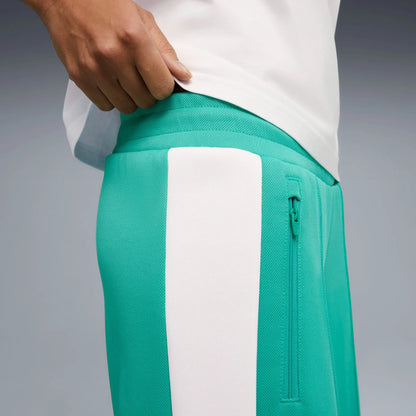 Vibrant Green