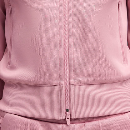 Poised Pink