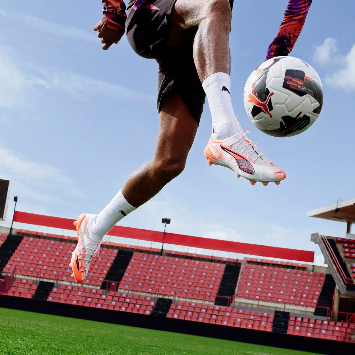 PUMA White-PUMA Black-Glowing Red