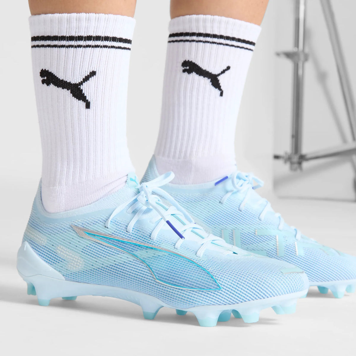 Icy Blue-PUMA White-Light Aqua