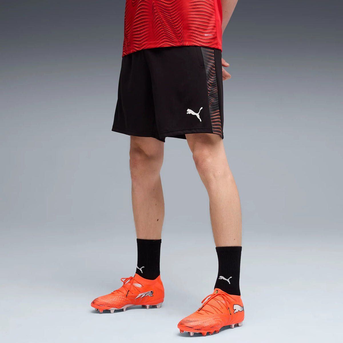 Dusky Gray-Mint Jelly-Glowing Red